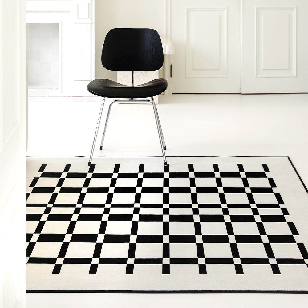 셔닐 블랙스퀘어 워셔블 러그